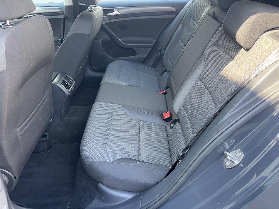 Volkswagen Golf 1.6 TDi Comfortline