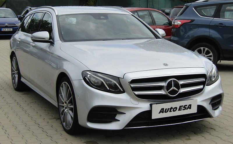 Mercedes-Benz Třída E 3.0CDi  E 400d 4MATIC