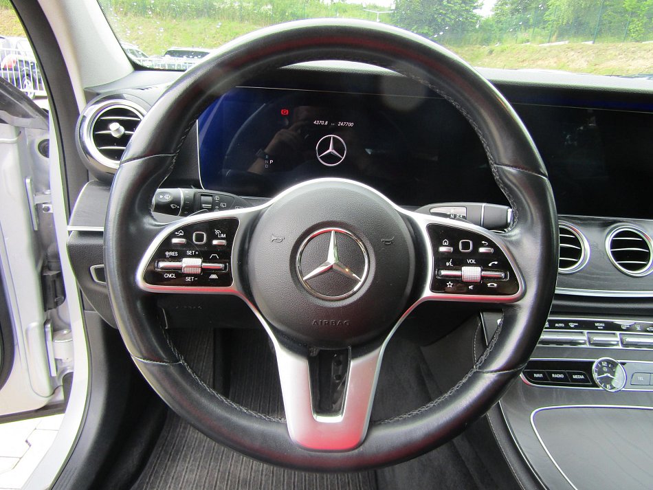 Mercedes-Benz Třída E 3.0CDi  E 400d 4MATIC