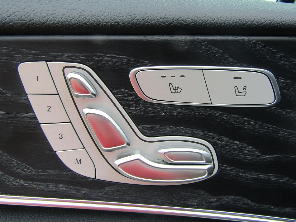 Mercedes-Benz Třída E 3.0CDi  E 400d 4MATIC