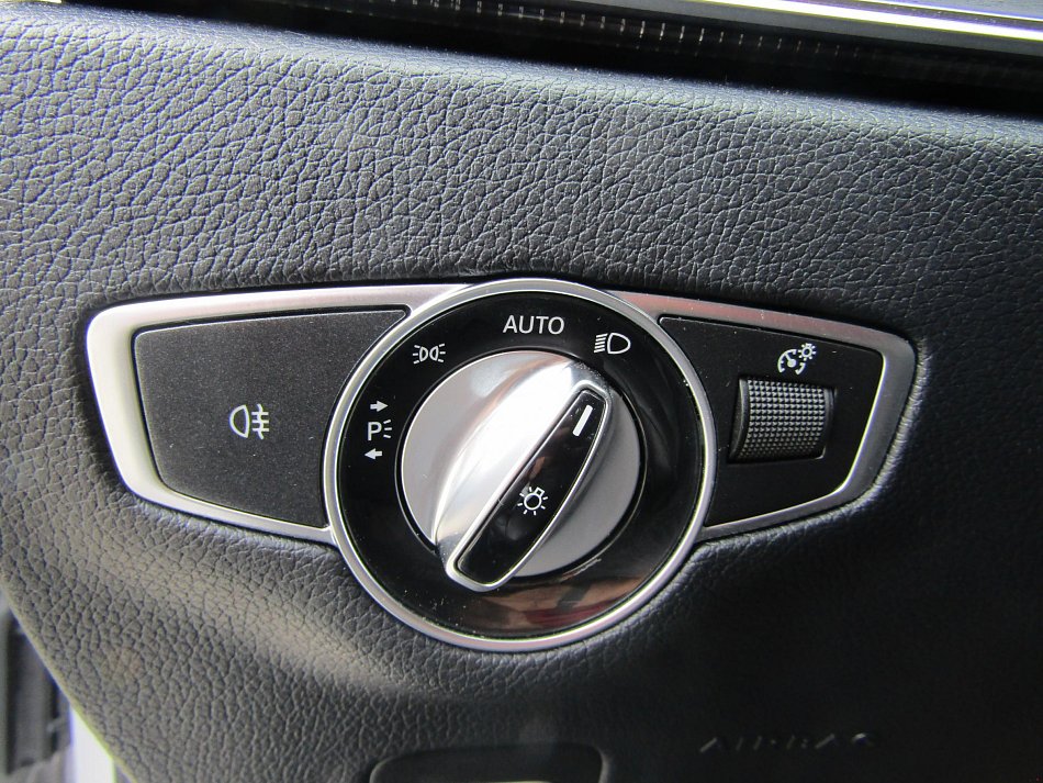 Mercedes-Benz Třída E 3.0CDi  E 400d 4MATIC
