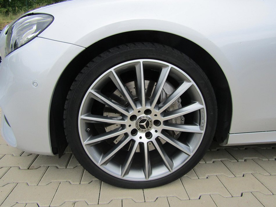 Mercedes-Benz Třída E 3.0CDi  E 400d 4MATIC