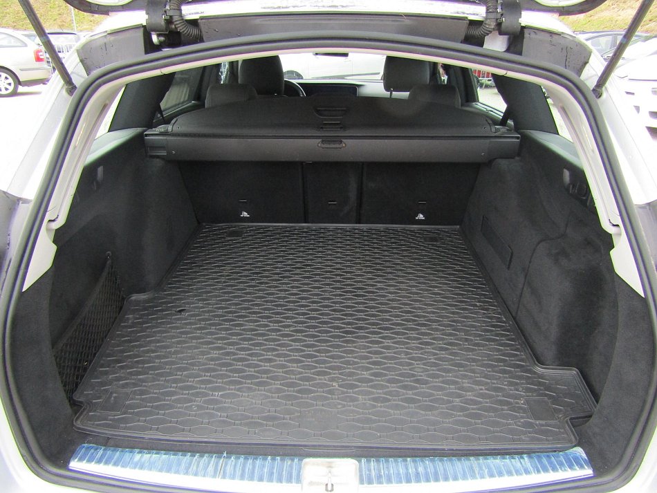 Mercedes-Benz Třída E 3.0CDi  E 400d 4MATIC