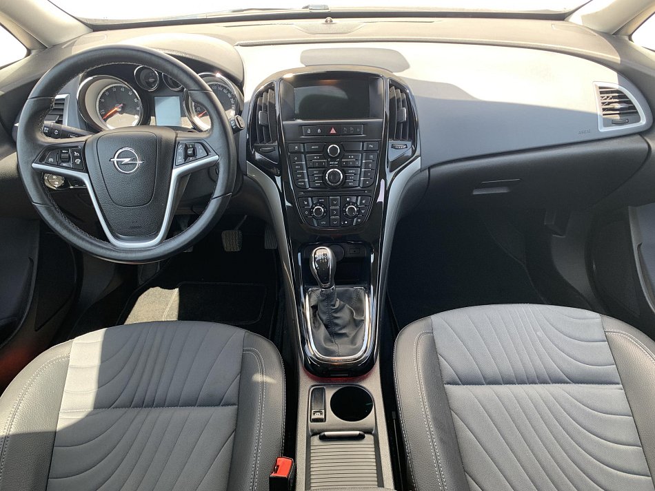 Opel Astra 1.4 T 