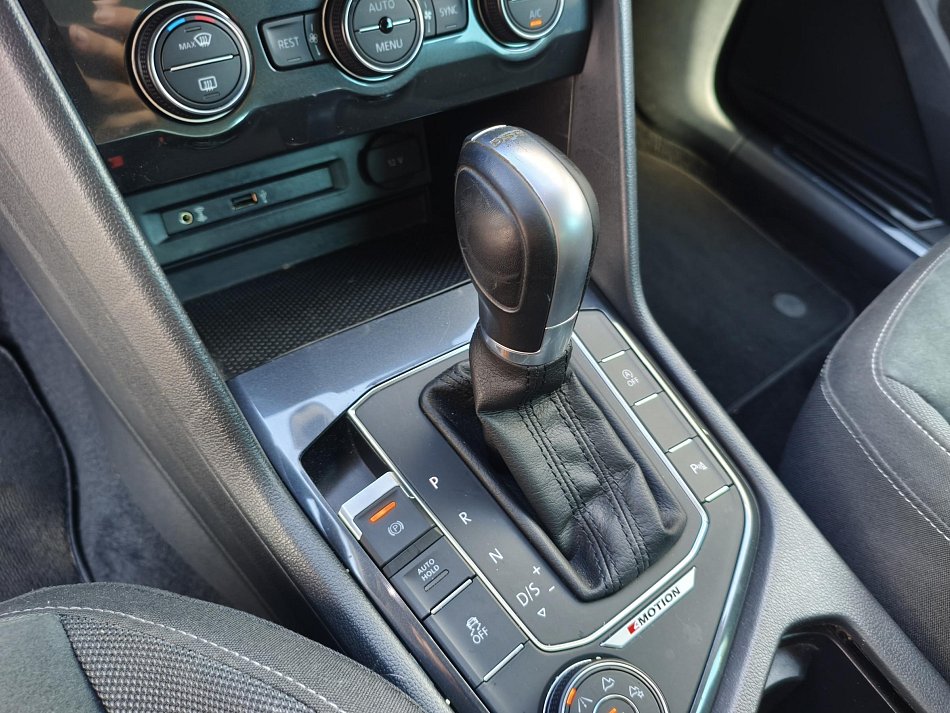 Volkswagen Tiguan 2.0 TDi R-Line 4MOTION
