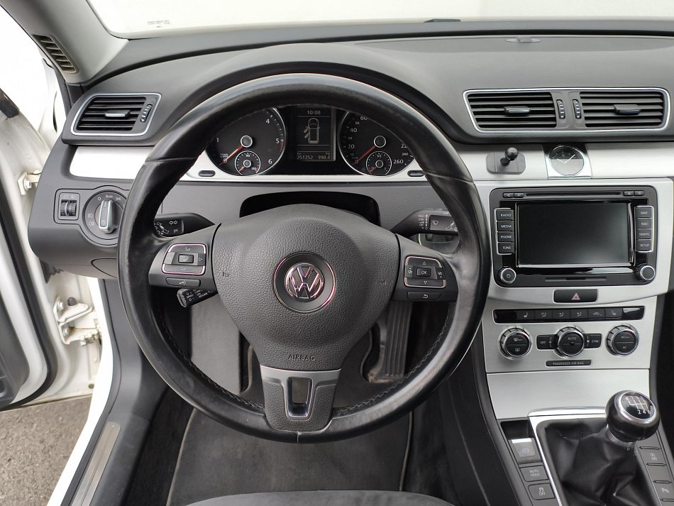 Volkswagen Passat 2.0 TDi Highline 4X4