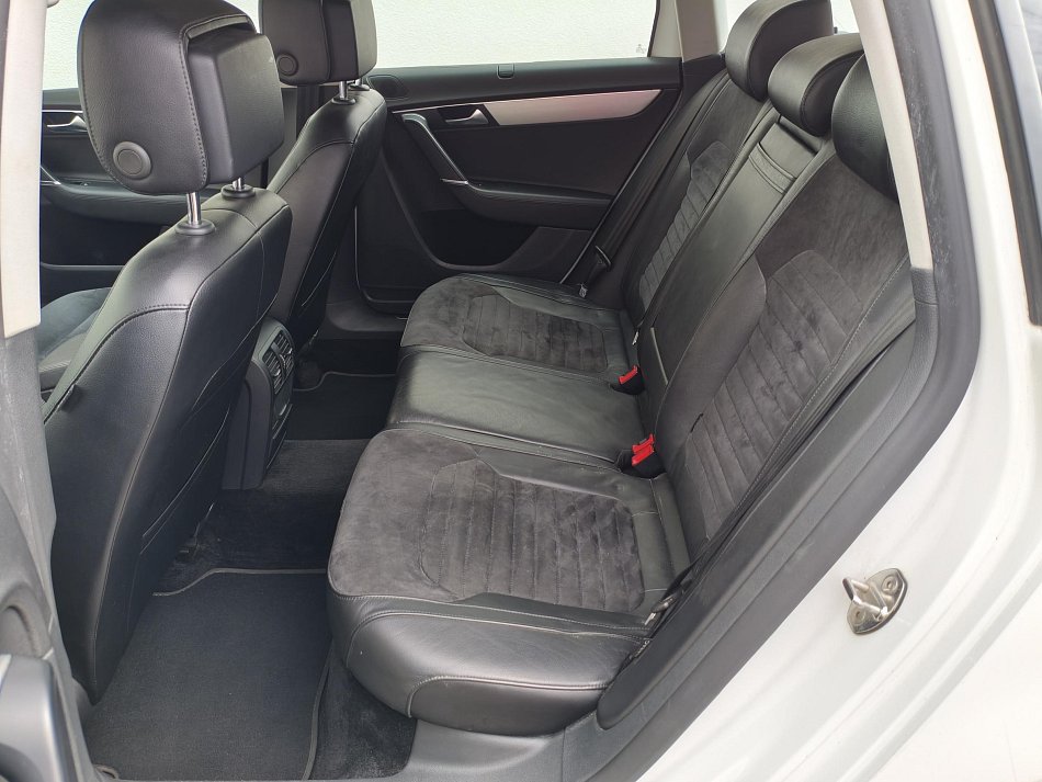 Volkswagen Passat 2.0 TDi Highline 4X4