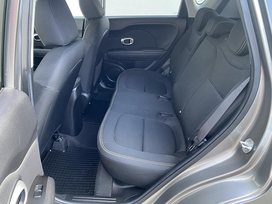 Kia Soul 1.6i 