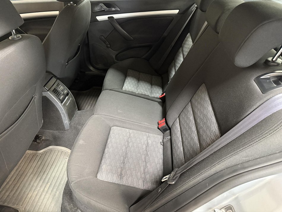 Škoda Octavia II 1.4 TSI Ambiente
