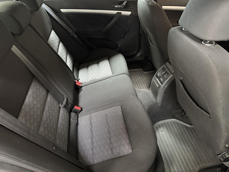 Škoda Octavia II 1.4 TSI Ambiente