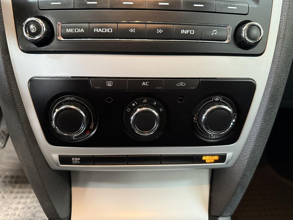 Škoda Octavia II 1.4 TSI Ambiente