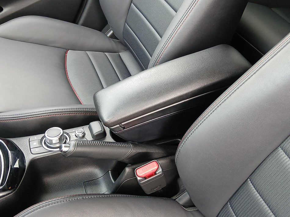 Mazda CX-3 2.0i  4x4