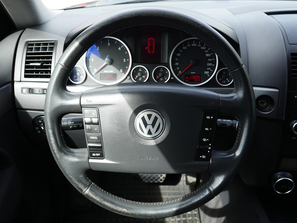 Volkswagen Touareg 2.5 TDi  4x4