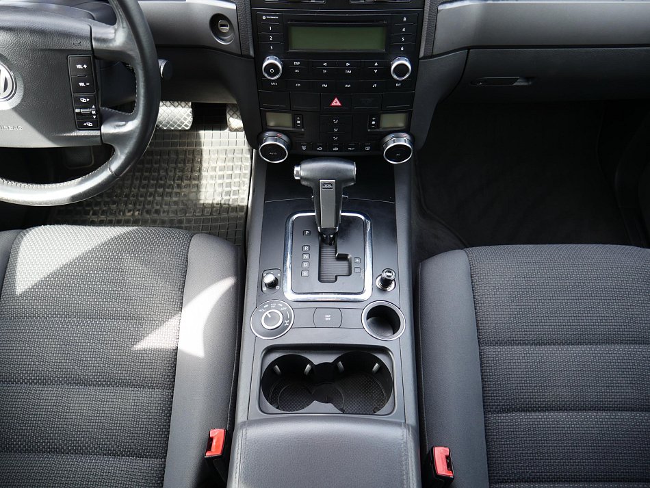 Volkswagen Touareg 2.5 TDi  4x4