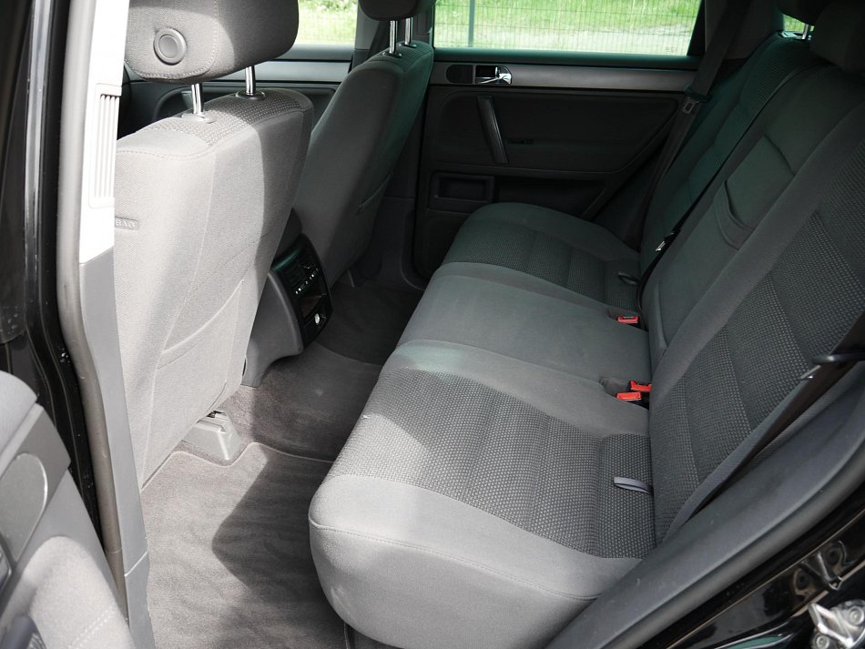 Volkswagen Touareg 2.5 TDi  4x4