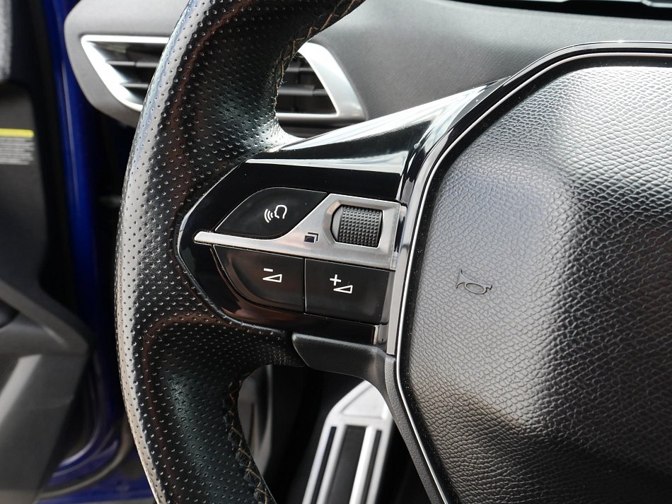Peugeot 3008 1.2 PT GT Line
