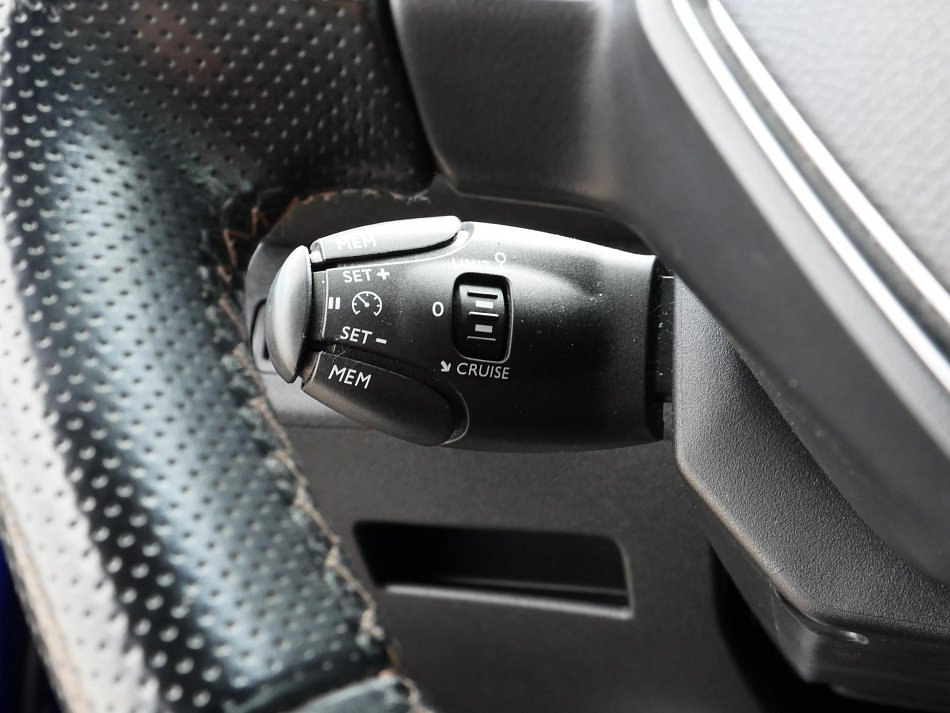 Peugeot 3008 1.2 PT GT Line