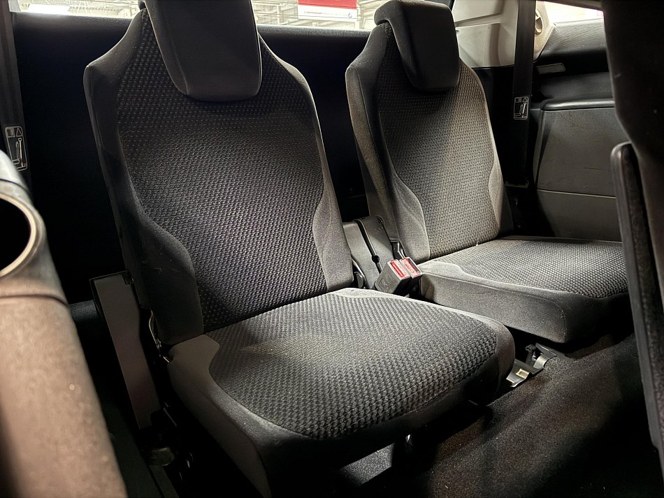 Citroën C4 Picasso 1.8i 