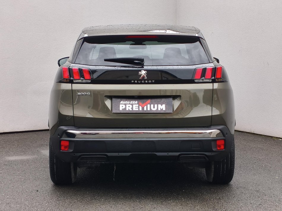 Peugeot 3008 1.2 PT Allure