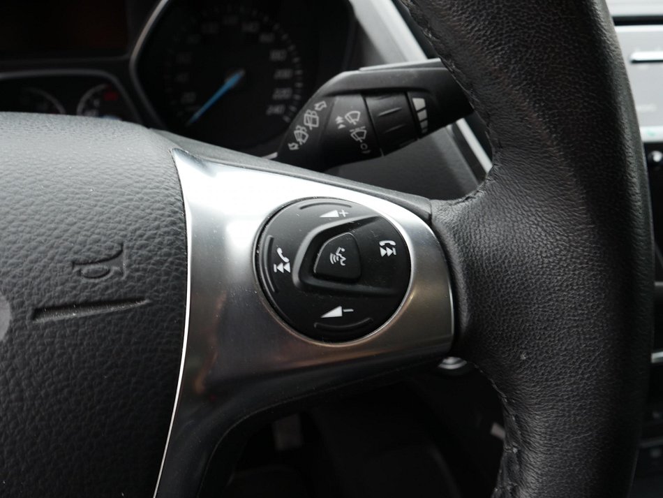 Ford Kuga 1.6 EB Titanium