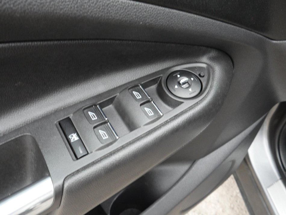 Ford Kuga 1.6 EB Titanium