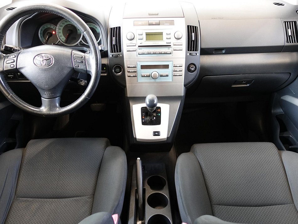 Toyota Corolla Verso 1.8VVT-i 