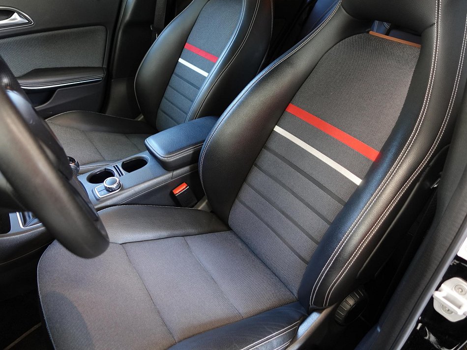 Mercedes-Benz Třída A 1.6i 