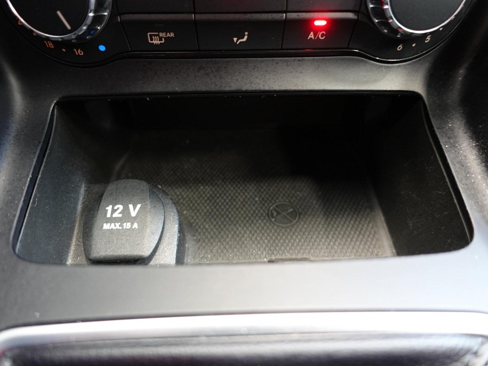 Mercedes-Benz Třída A 1.6i 