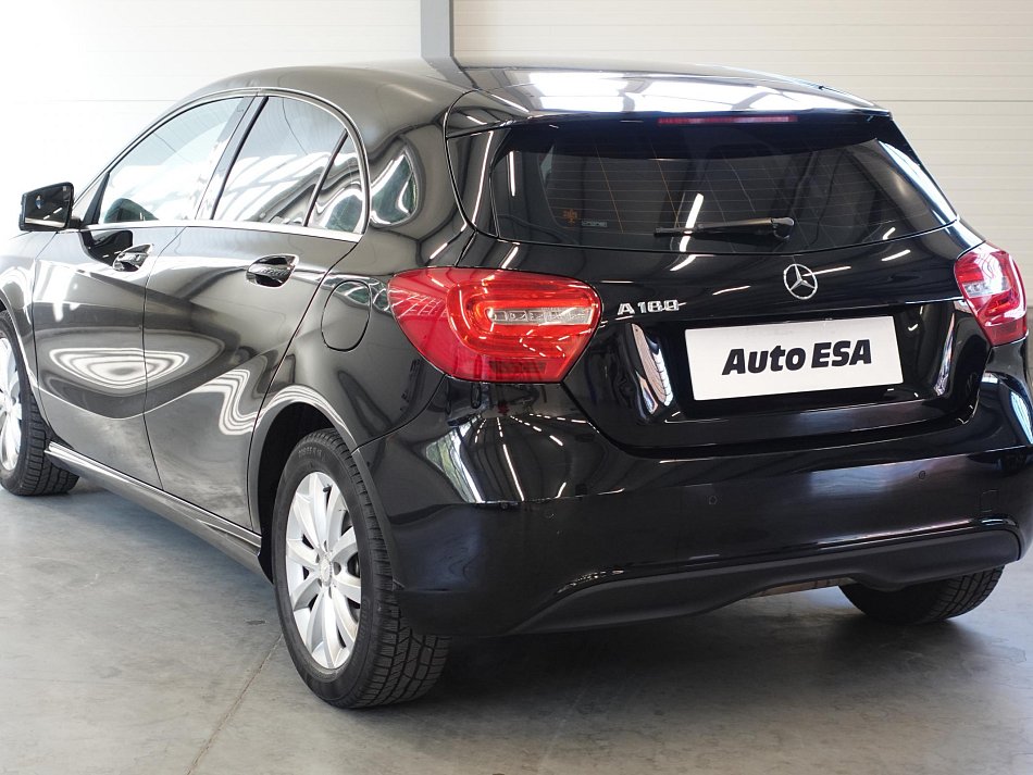 Mercedes-Benz Třída A 1.6i 