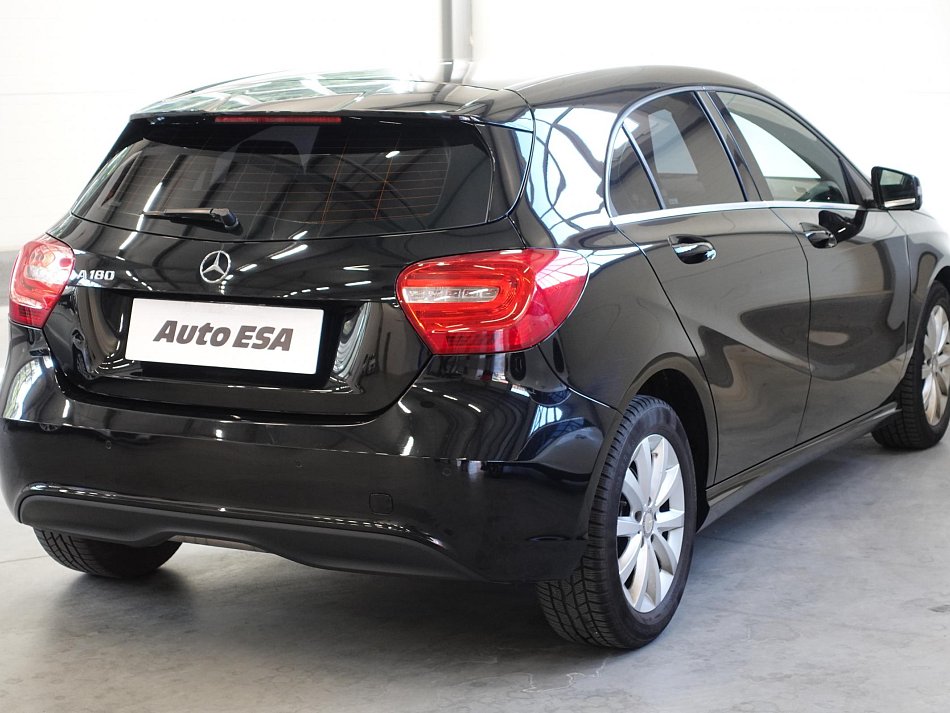 Mercedes-Benz Třída A 1.6i 