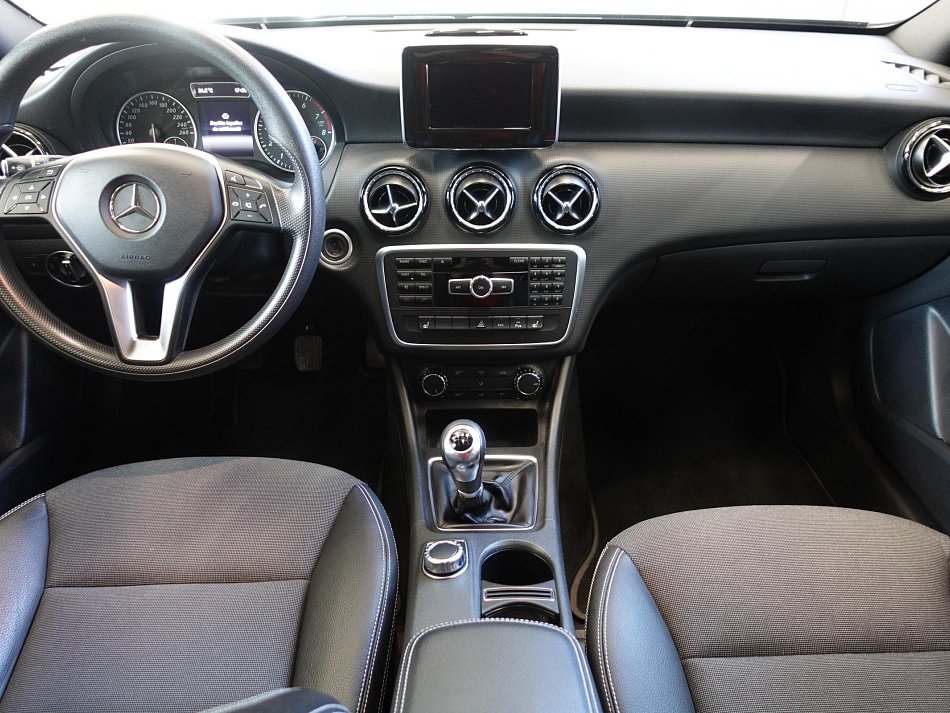 Mercedes-Benz Třída A 1.6i 