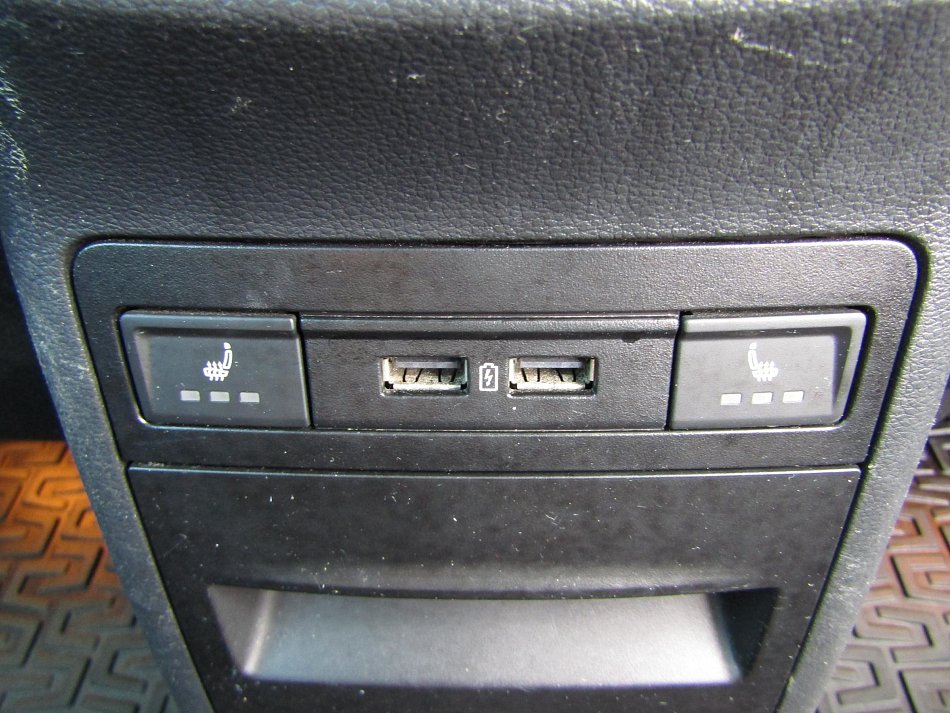 Škoda Octavia 2.0TSi L&K
