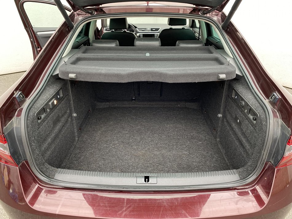 Škoda Superb III 2.0 TDi Style