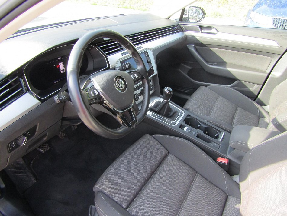 Volkswagen Passat 2.0 TDi Comfortline