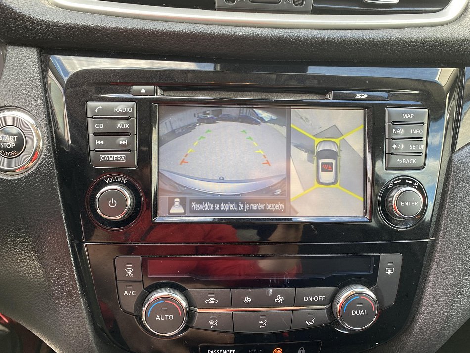 Nissan Qashqai 1.6 DiG-T N-Connecta