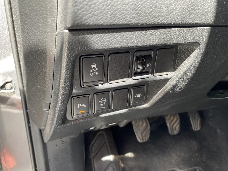 Nissan Qashqai 1.6 DiG-T N-Connecta