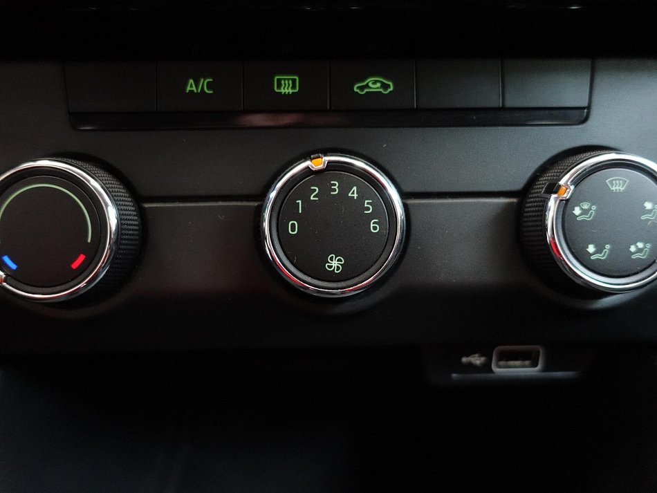 Škoda Octavia III 1.5TSi Active