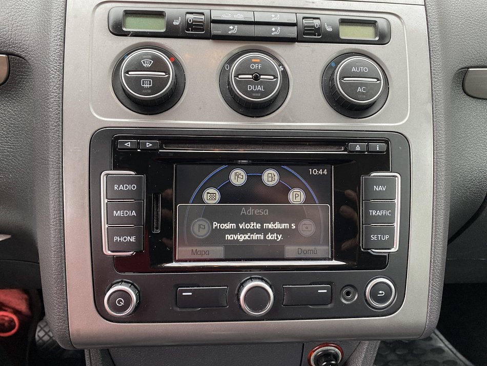 Volkswagen Touran 1.4 TSI 
