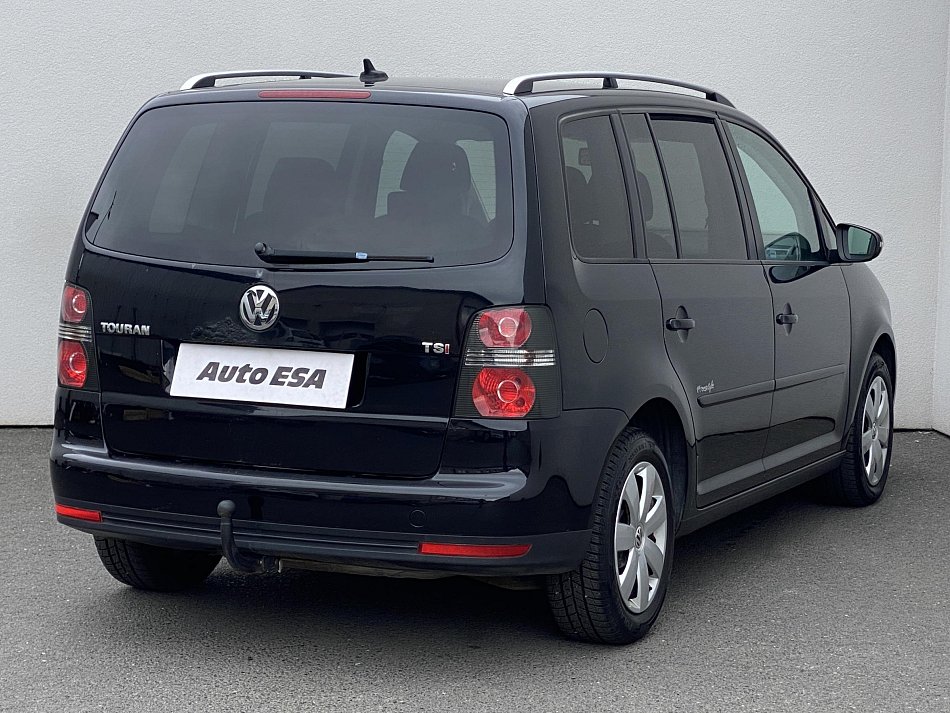 Volkswagen Touran 1.4 TSI 