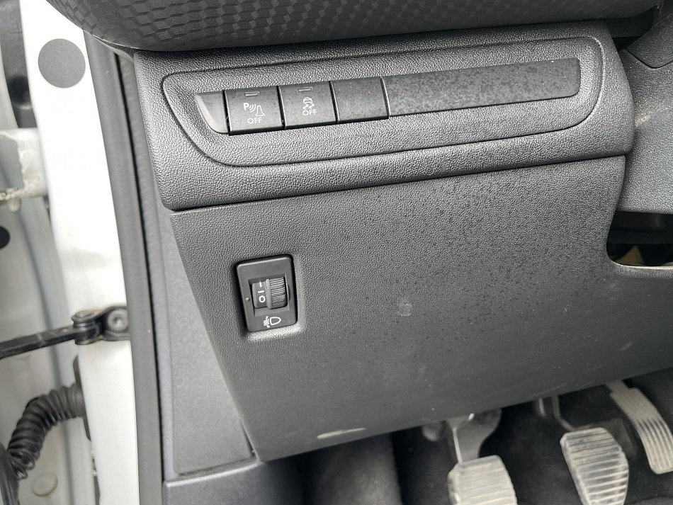 Peugeot 208 1.2i Style