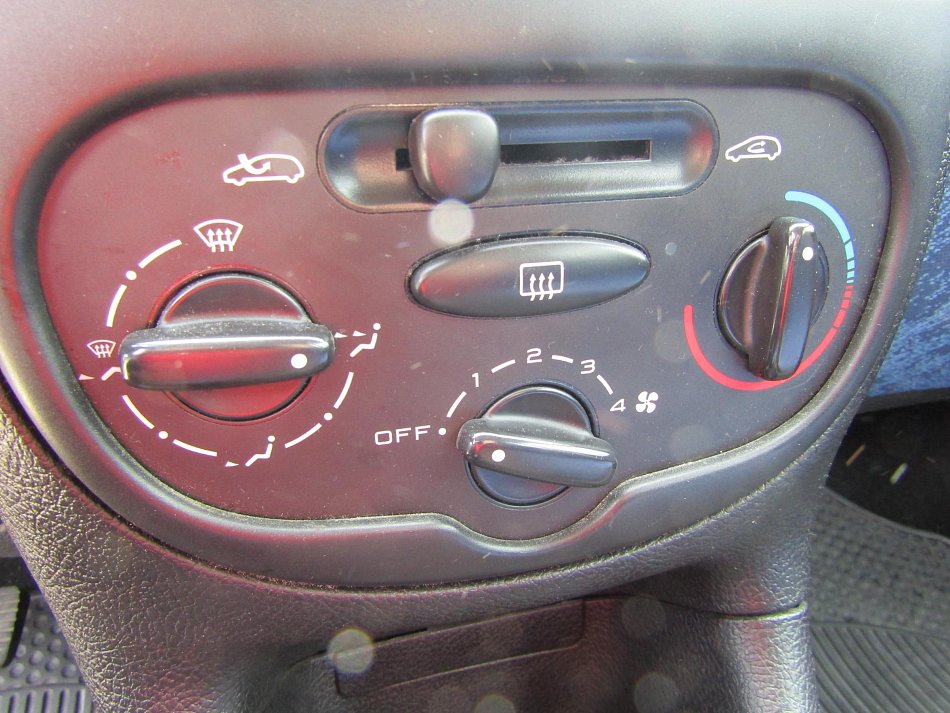 Peugeot 206 1.2i 