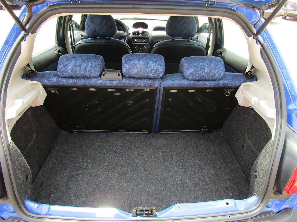 Peugeot 206 1.2i 
