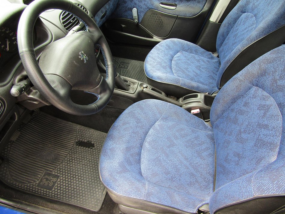 Peugeot 206 1.2i 