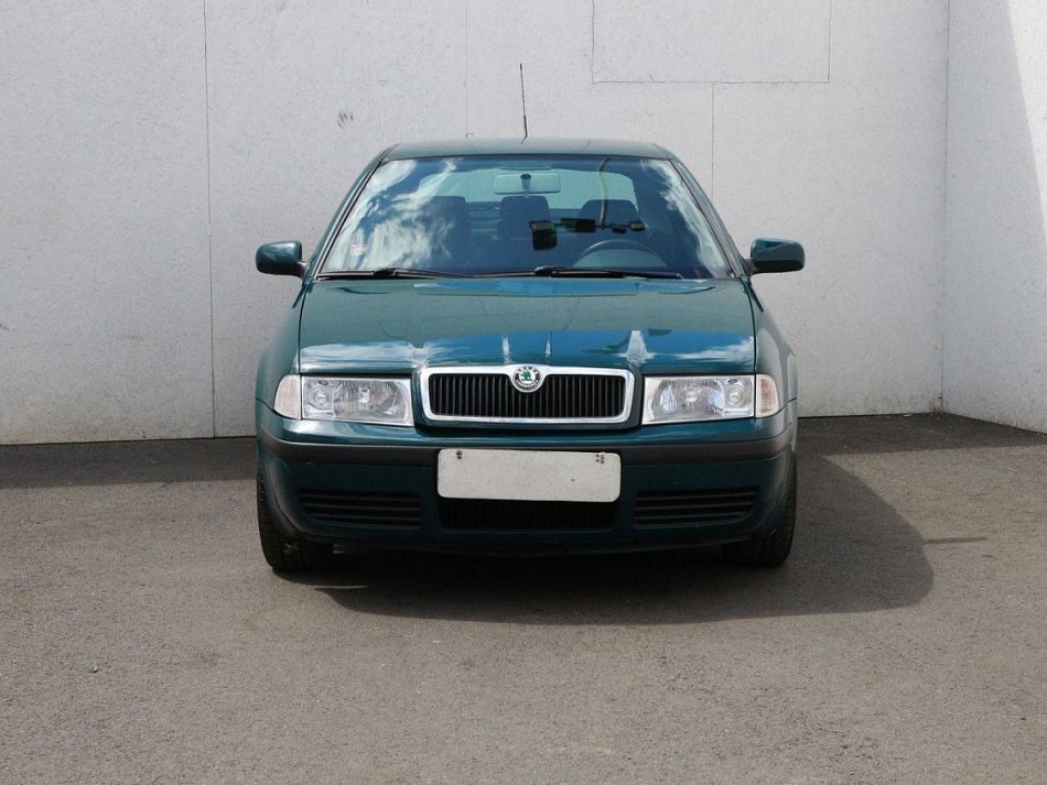 Škoda Octavia 1.6 Tour