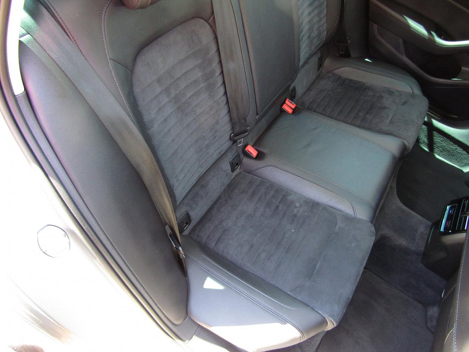Volkswagen Passat 1.6 TDi 