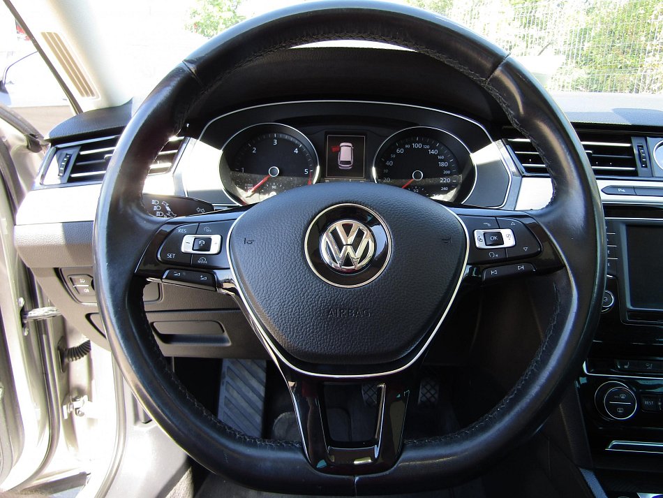 Volkswagen Passat 1.6 TDi 