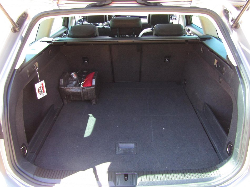 Volkswagen Passat 1.6 TDi 