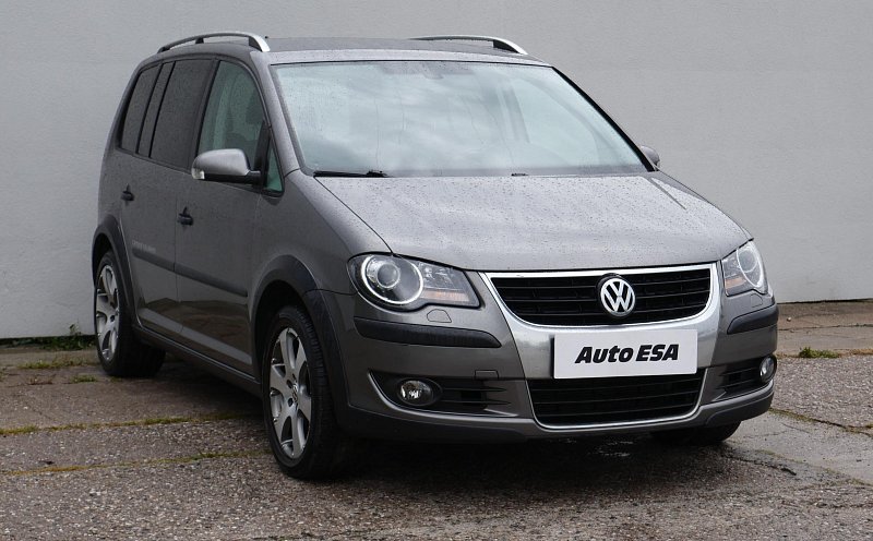 Volkswagen Touran 1.9 TDi CROSS 7míst