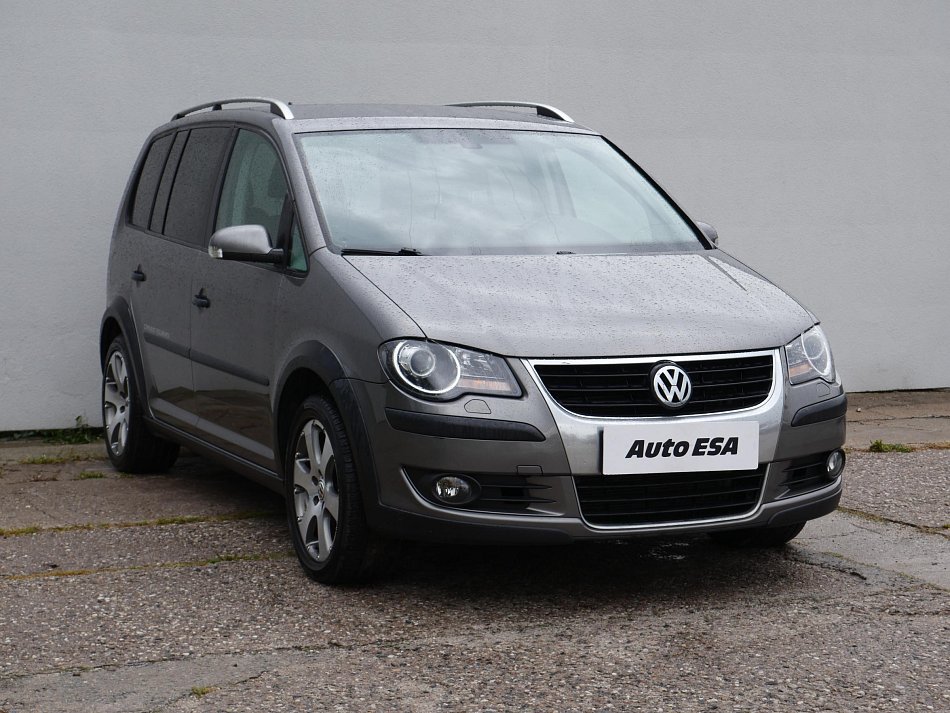 Volkswagen Touran 1.9 TDi CROSS 7míst