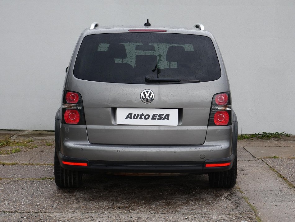 Volkswagen Touran 1.9 TDi CROSS 7míst